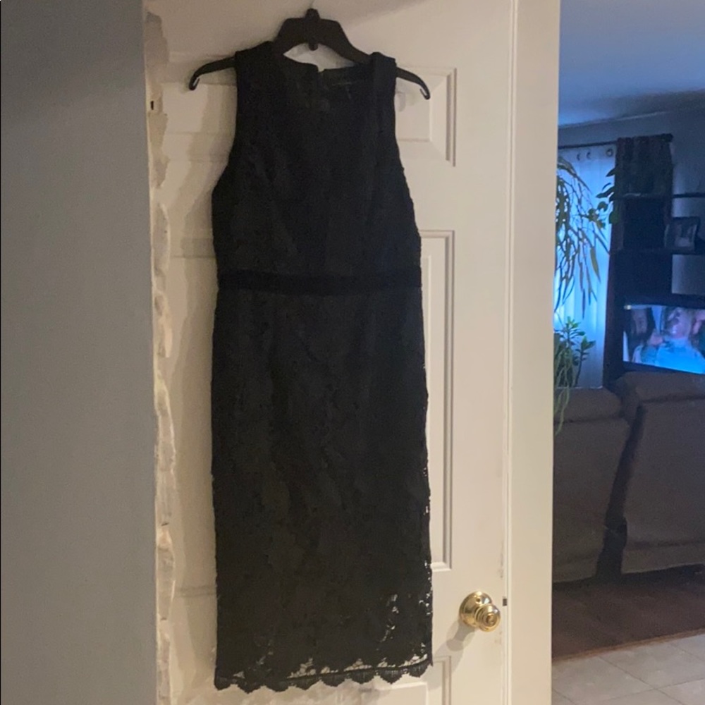 White House black market size 10 black dress